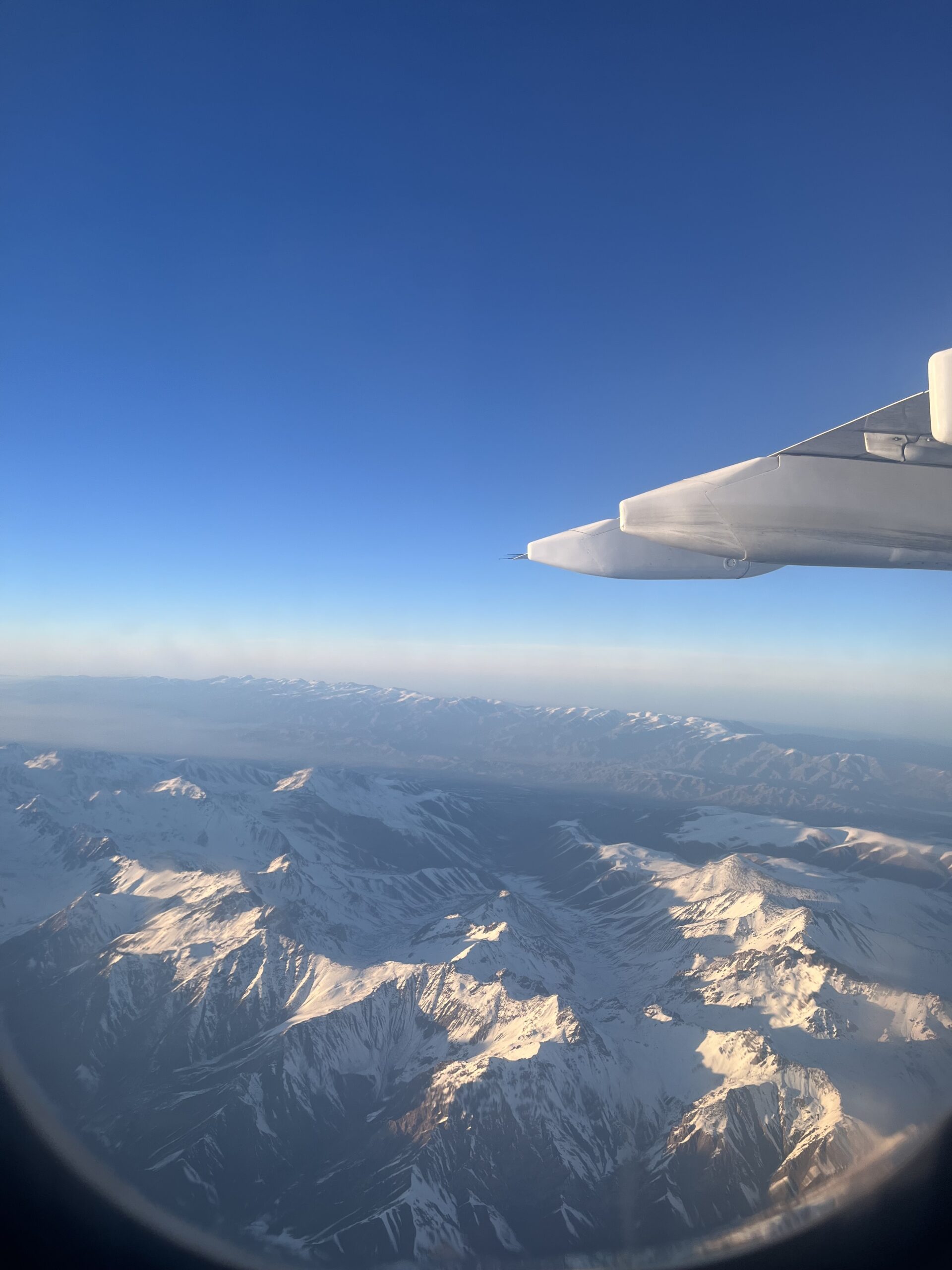 どんな服装がベスト？キルギスの季節ごとの気温と服装を解説