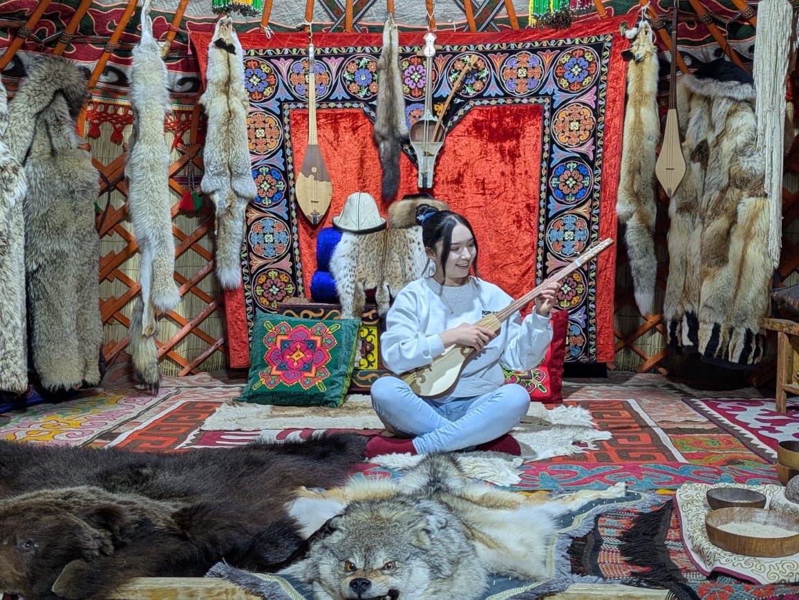 カリマン先生と行く！キルギス民族音楽と手しごとを巡る旅